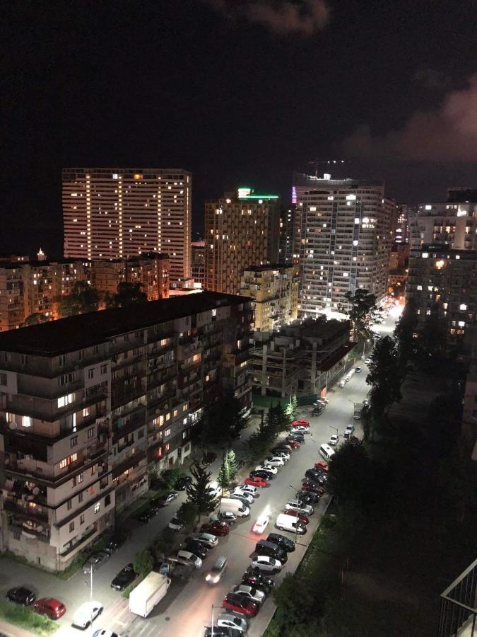 Teo Beach Apartament Batumi Exterior foto