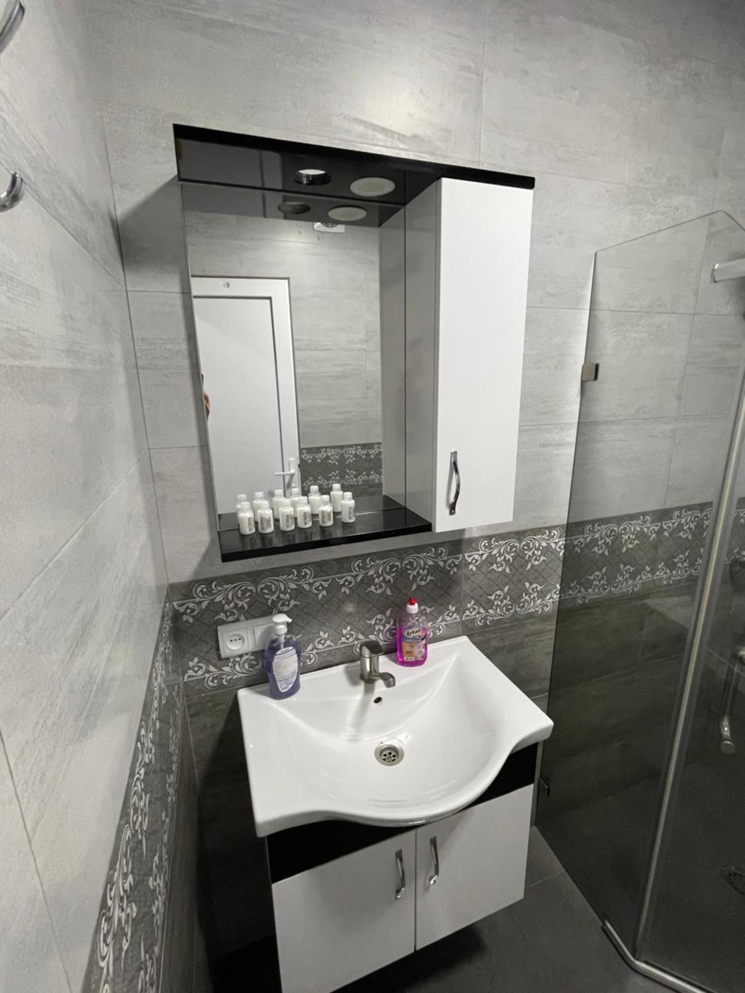 Teo Beach Apartament Batumi Exterior foto