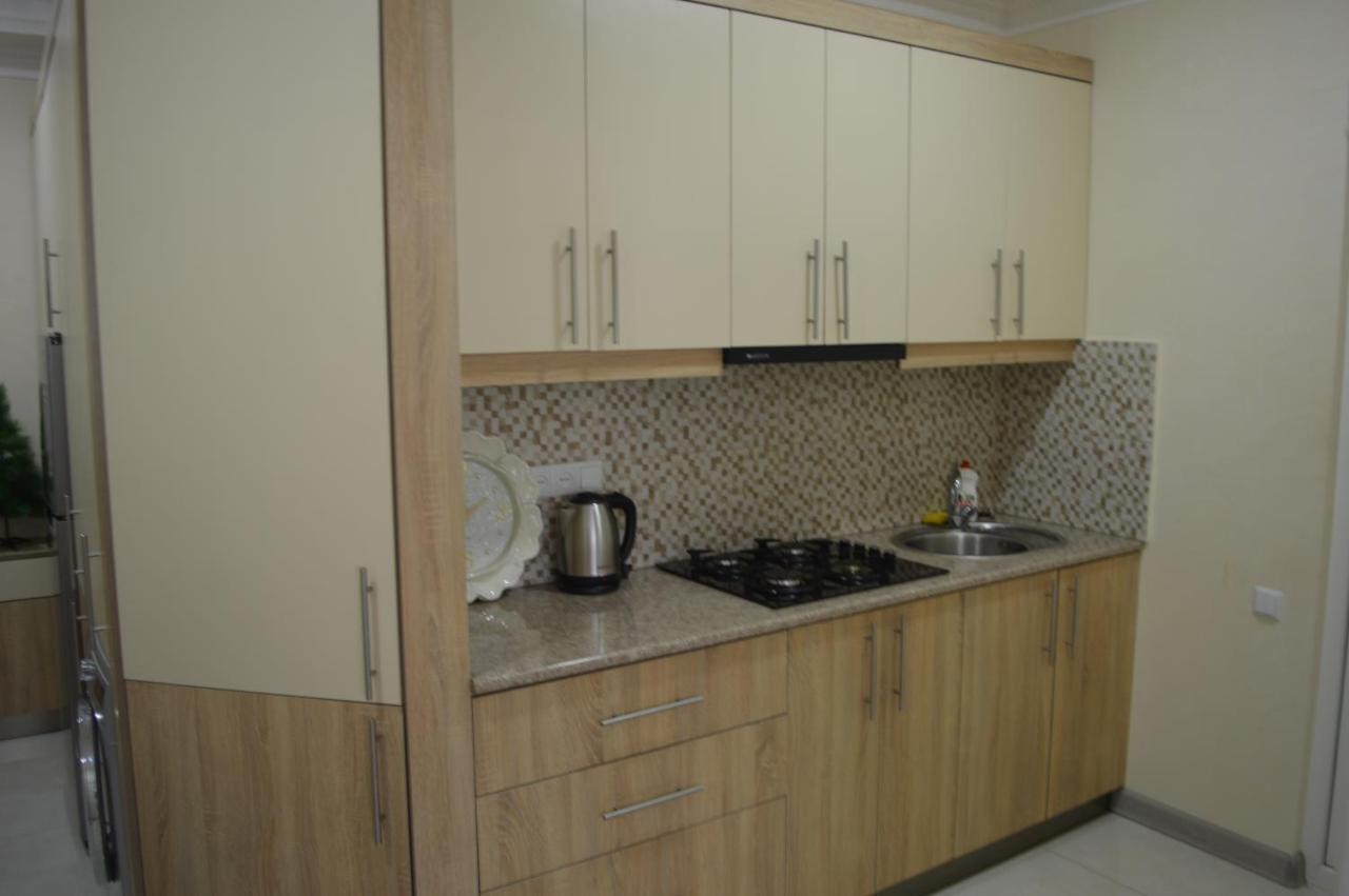 Teo Beach Apartament Batumi Exterior foto