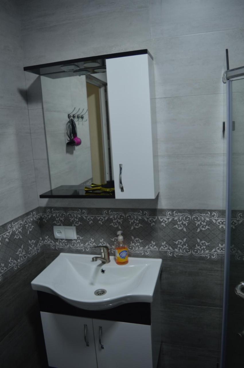 Teo Beach Apartament Batumi Exterior foto